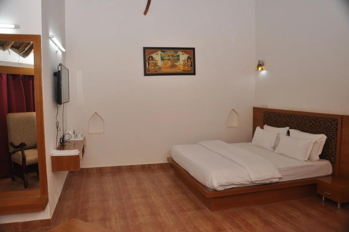 Neelkanth'S Bagar Inn Resort Jhunjhunu Exterior photo